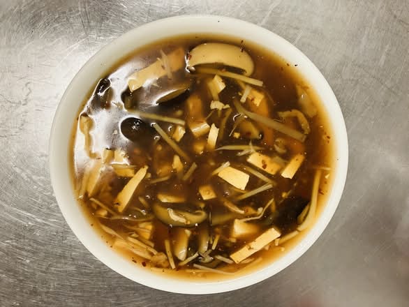 Soupe aigre-piquante / Hot and Sour Soup 酸辣汤